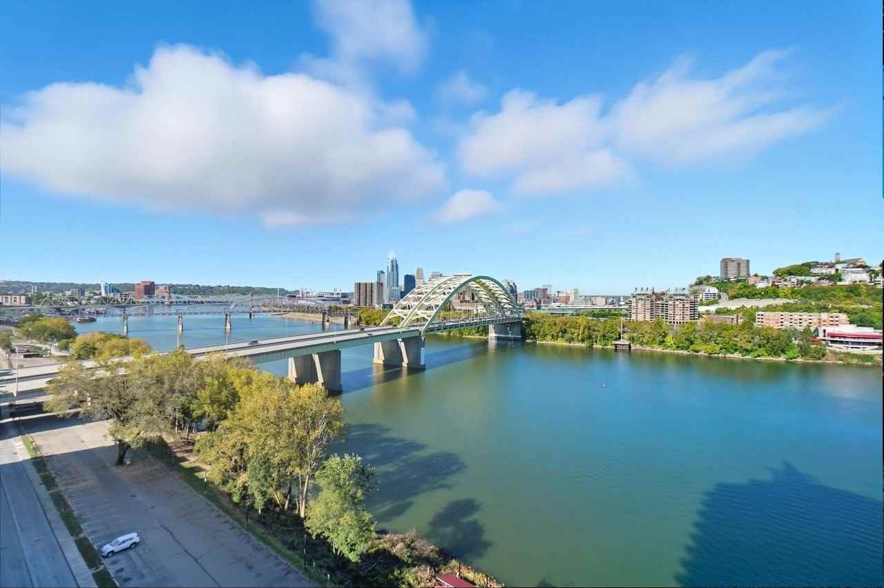 400 Riverboat Row Unit 1102 #1102 - Photo 3 of 44