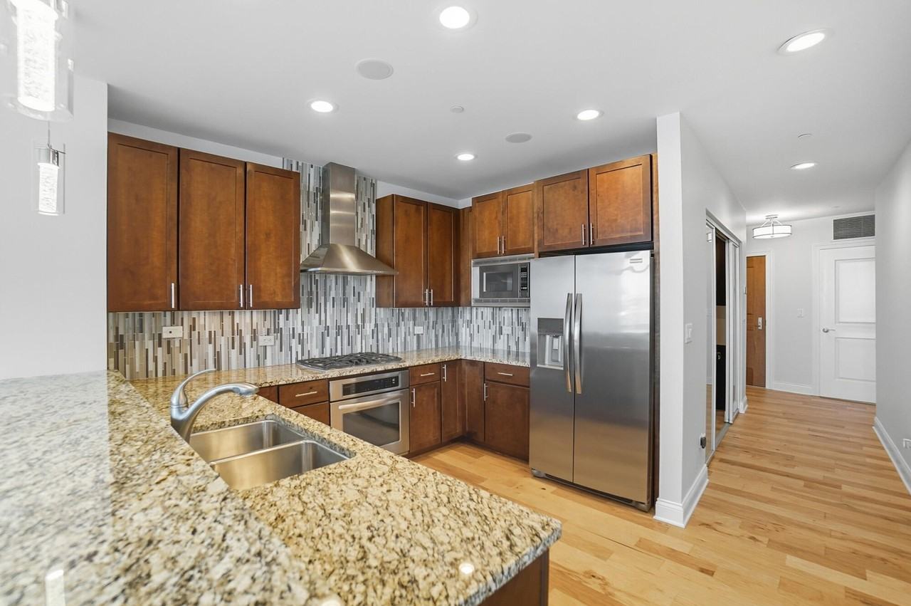 400 Riverboat Row Unit 1102 #1102 - Photo 6 of 44