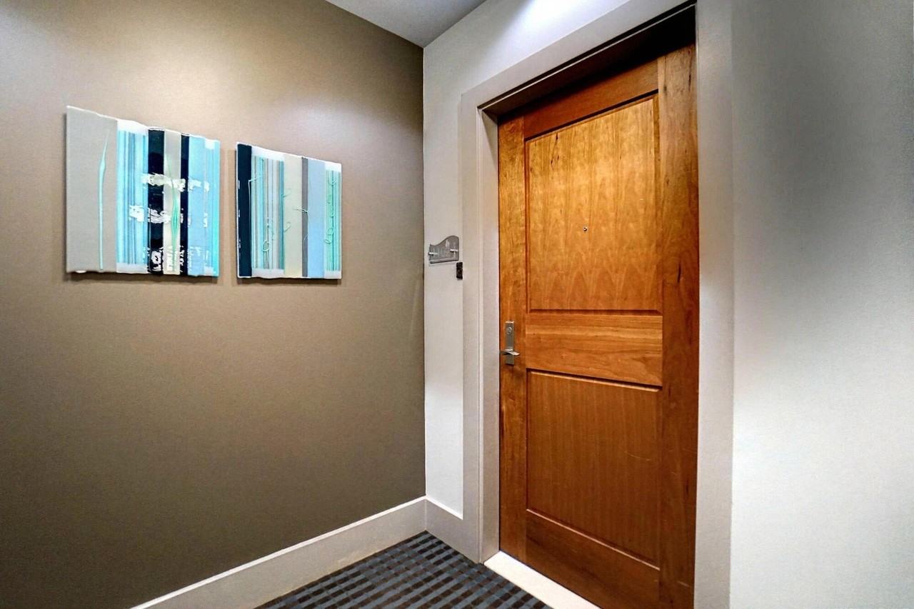 400 Riverboat Row Unit 1102 #1102 - Photo 7 of 44