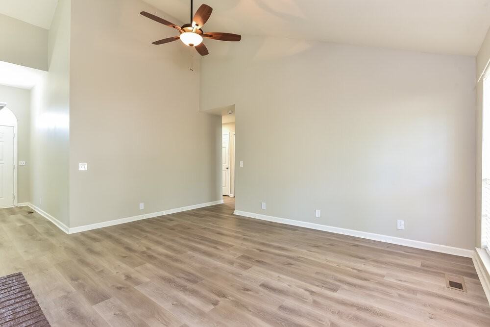 6009 Legend Dr - Photo 6 of 16