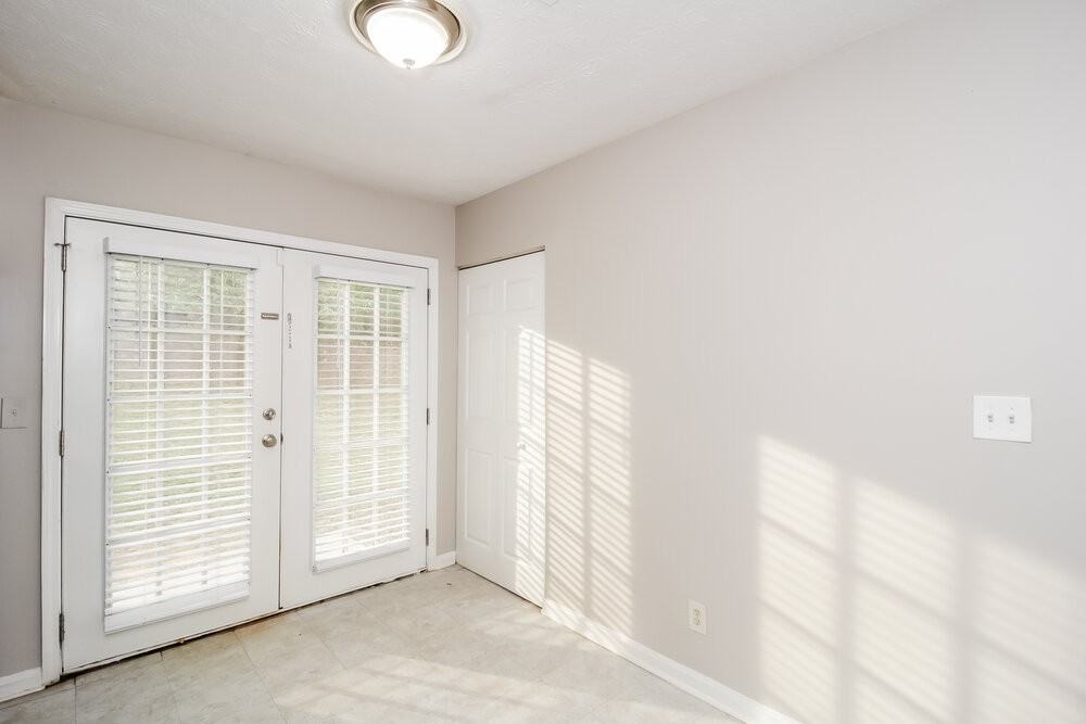 243 Sedgefield Dr - Photo 6 of 16