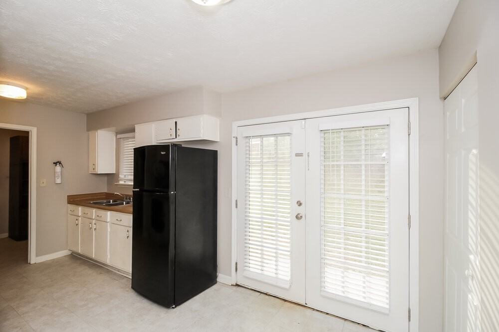 243 Sedgefield Dr - Photo 7 of 16