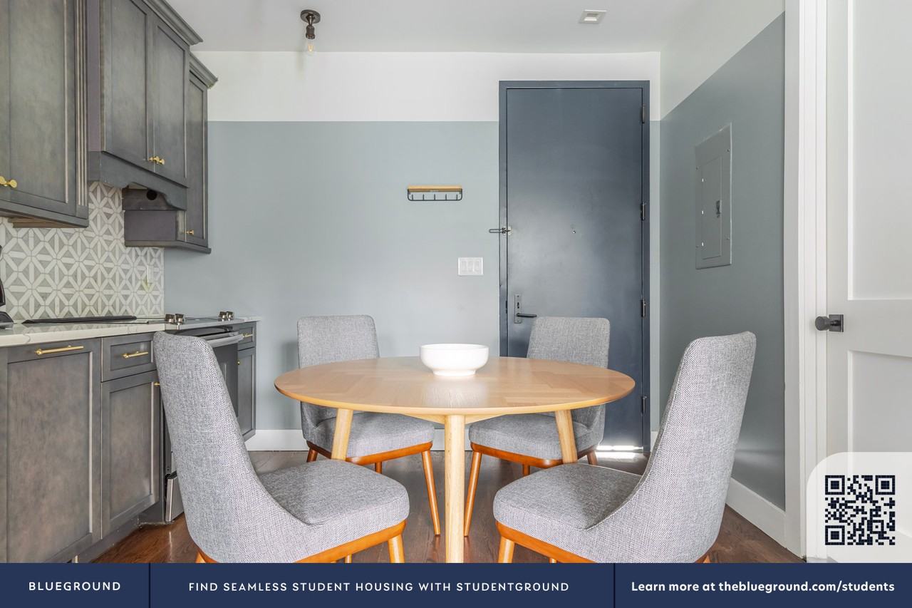 187 Kent Avenue - Photo 7 of 39