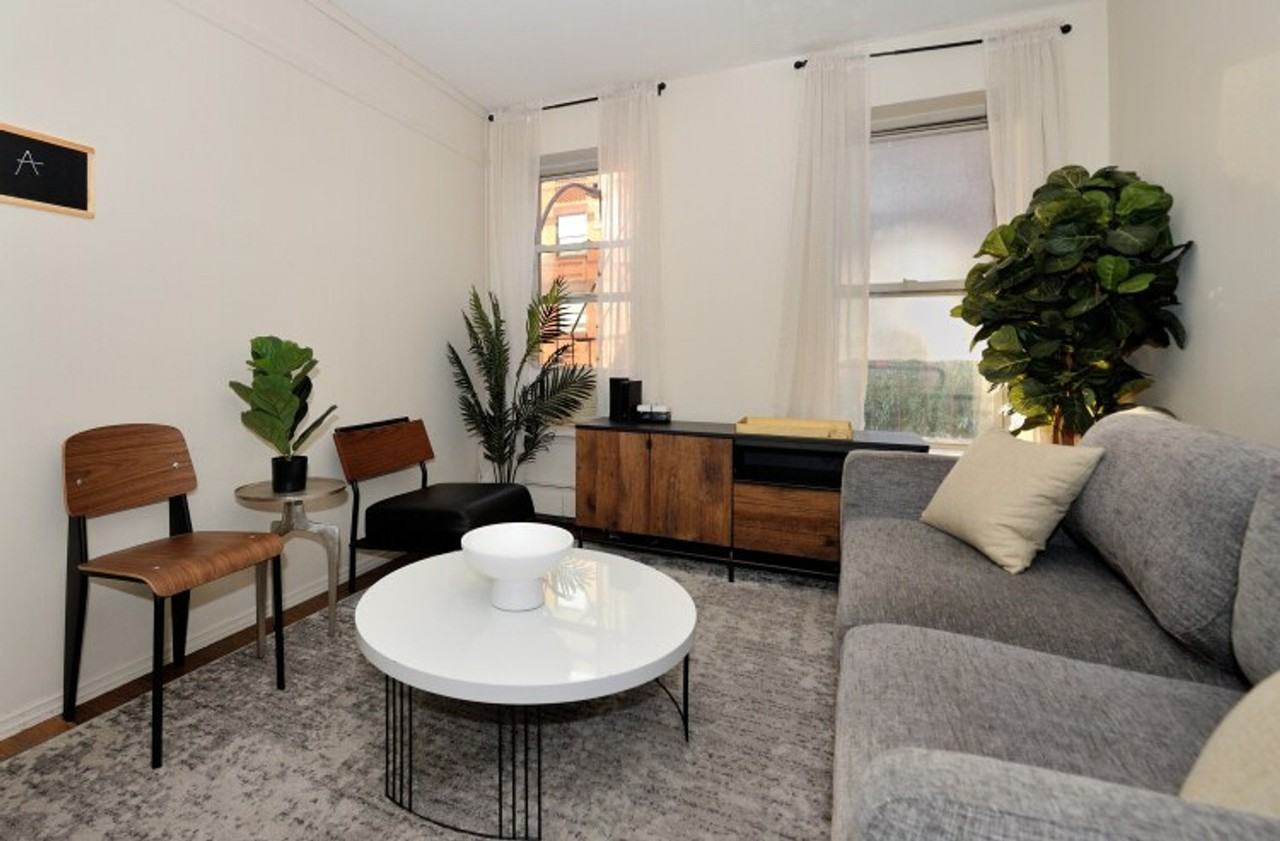 348 W 38th St #1323911P - Photo 4 of 24