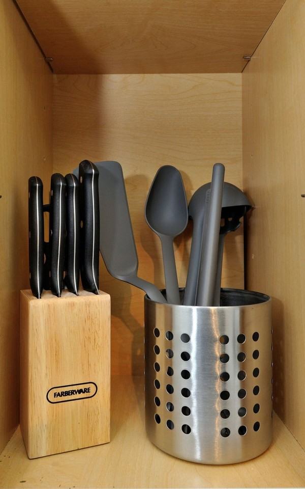 400 W 36th St #1323950P - Photo 6 of 22