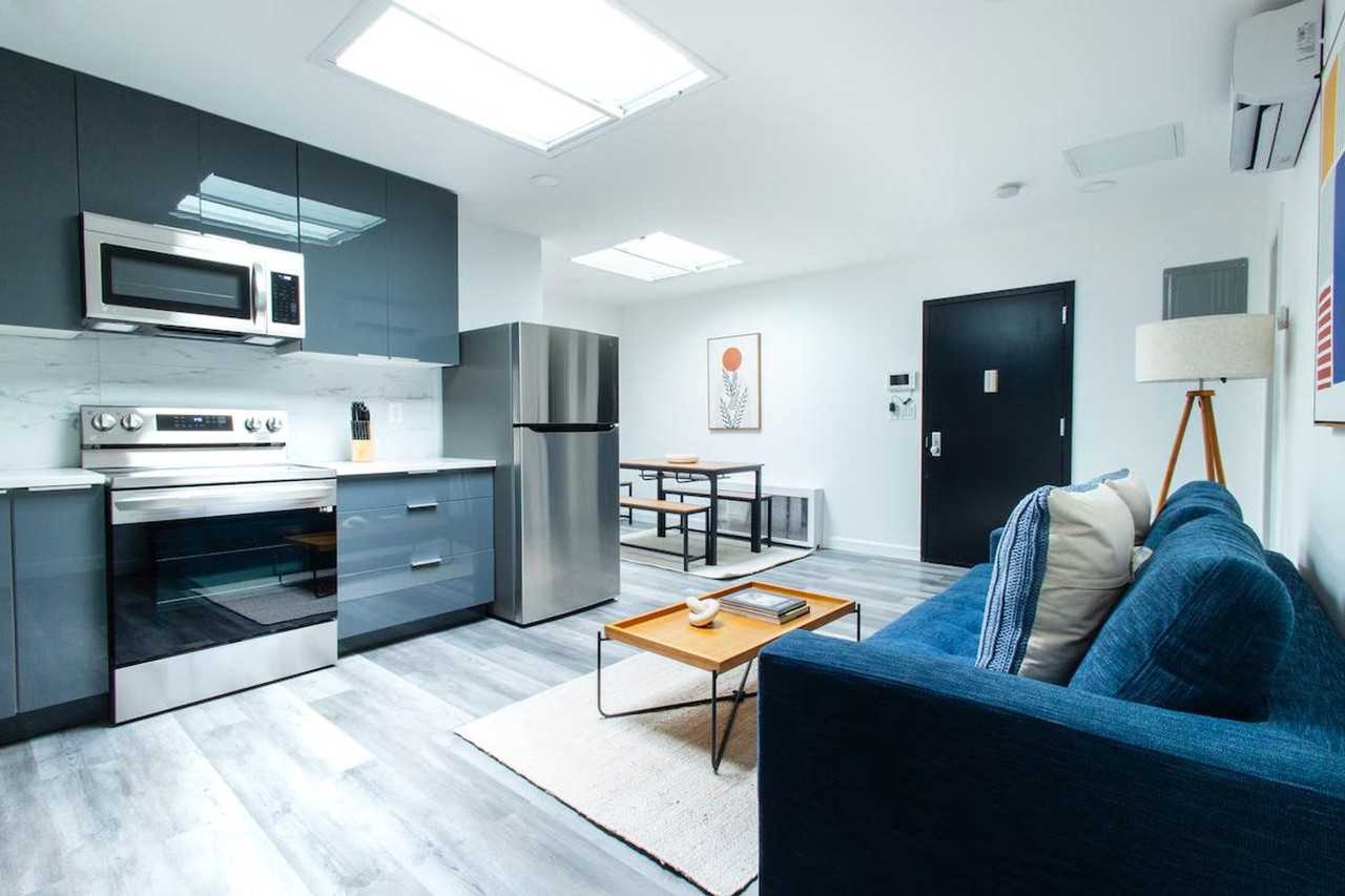 179 E 102nd St #1324009P - Photo 3 of 15