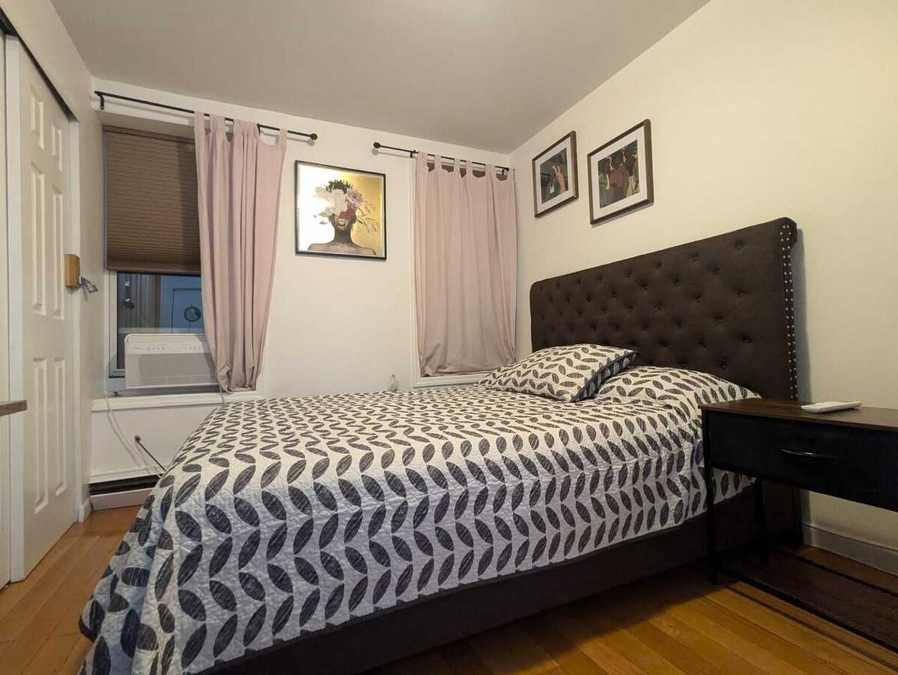 304 E 34th St #1323968P - Photo 6 of 12