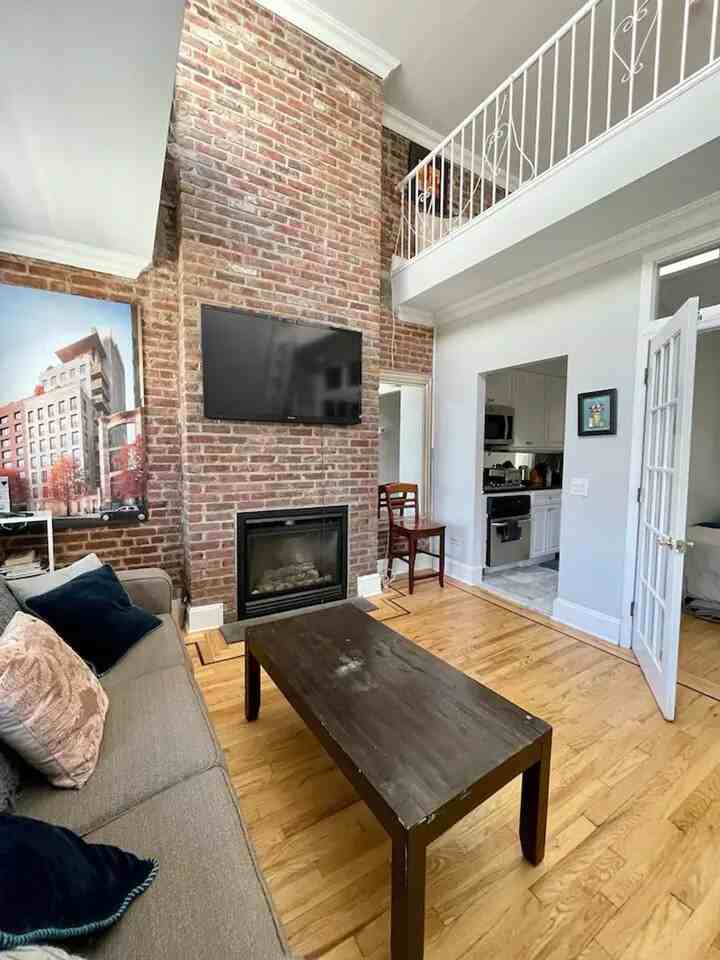 468W W 47th St #1323964P - Photo 3 of 16