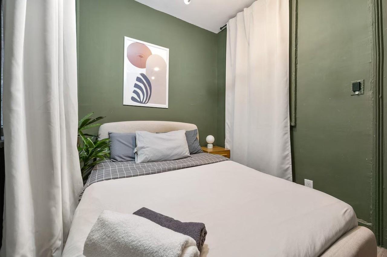 330 E 61st St #1323900P - Photo 3 of 20