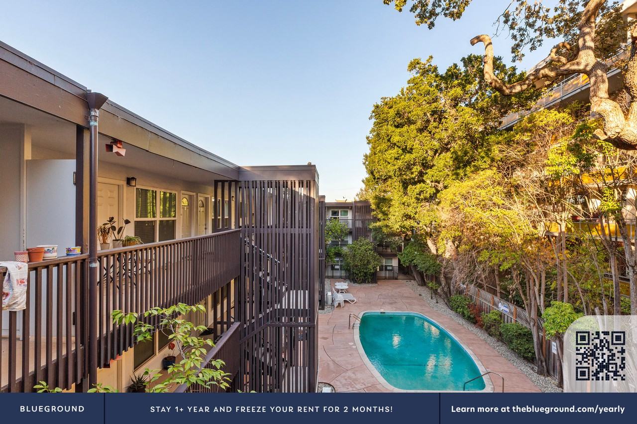 710 Laurel Avenue - Photo 7 of 23