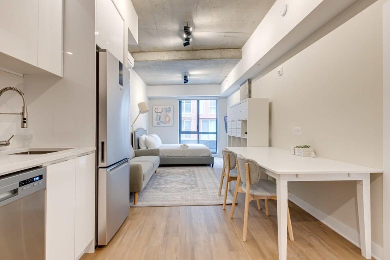 742 Rue William #1254785P - Photo 2 of 18