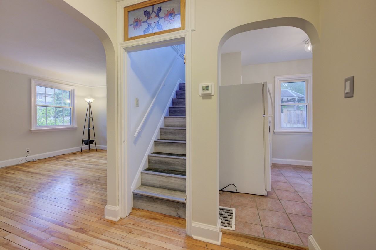 99 Gildner Street - Photo 5 of 30