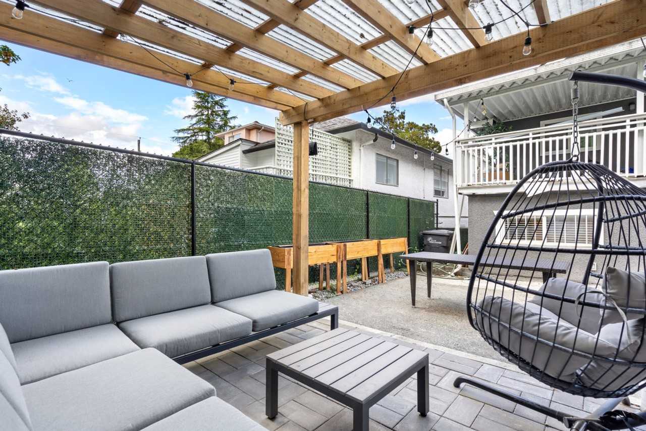 2791 Oxford St #1285292P - Photo 6 of 30