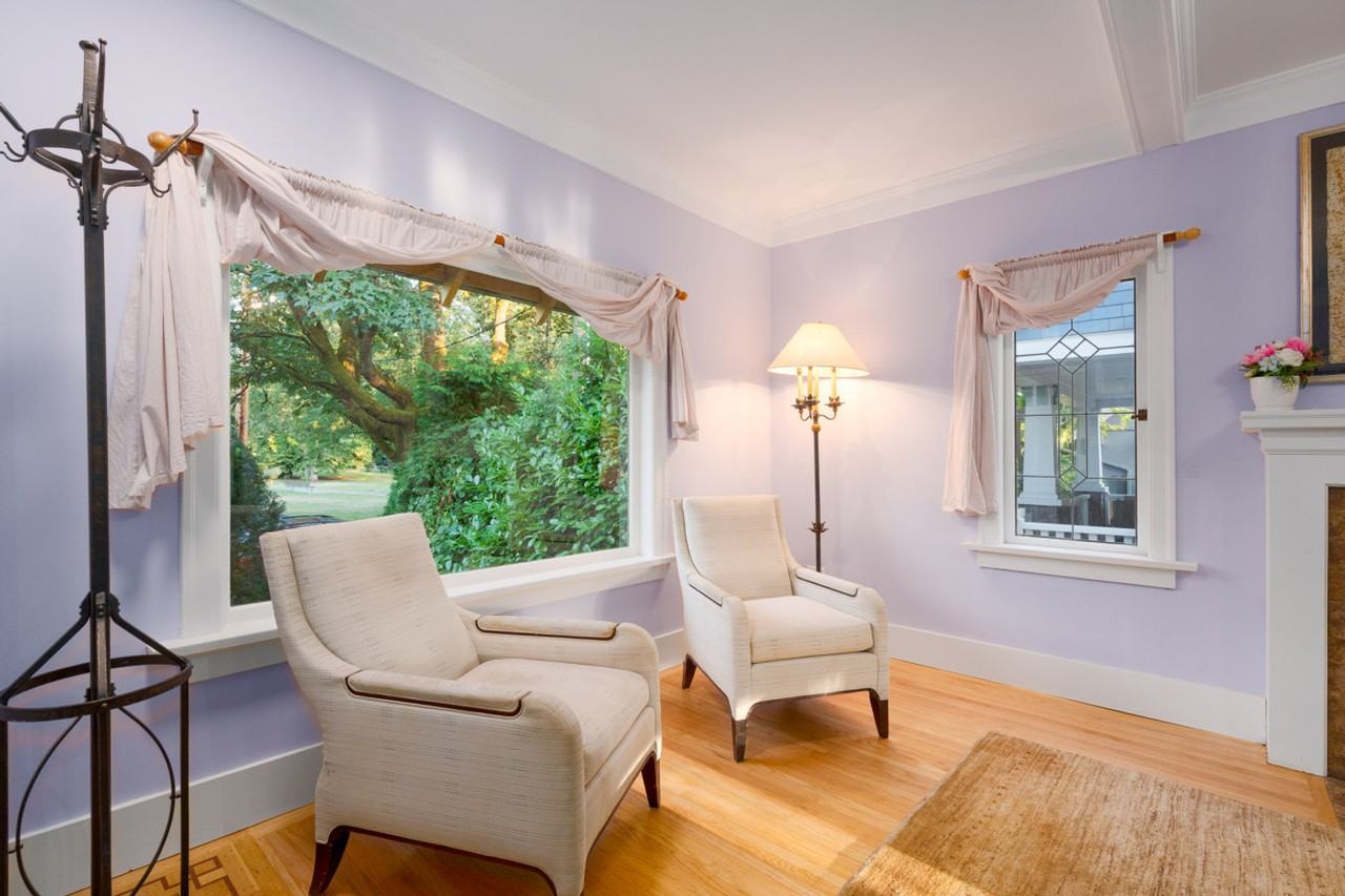 2029 Collingwood St #1296226P - Photo 5 of 32