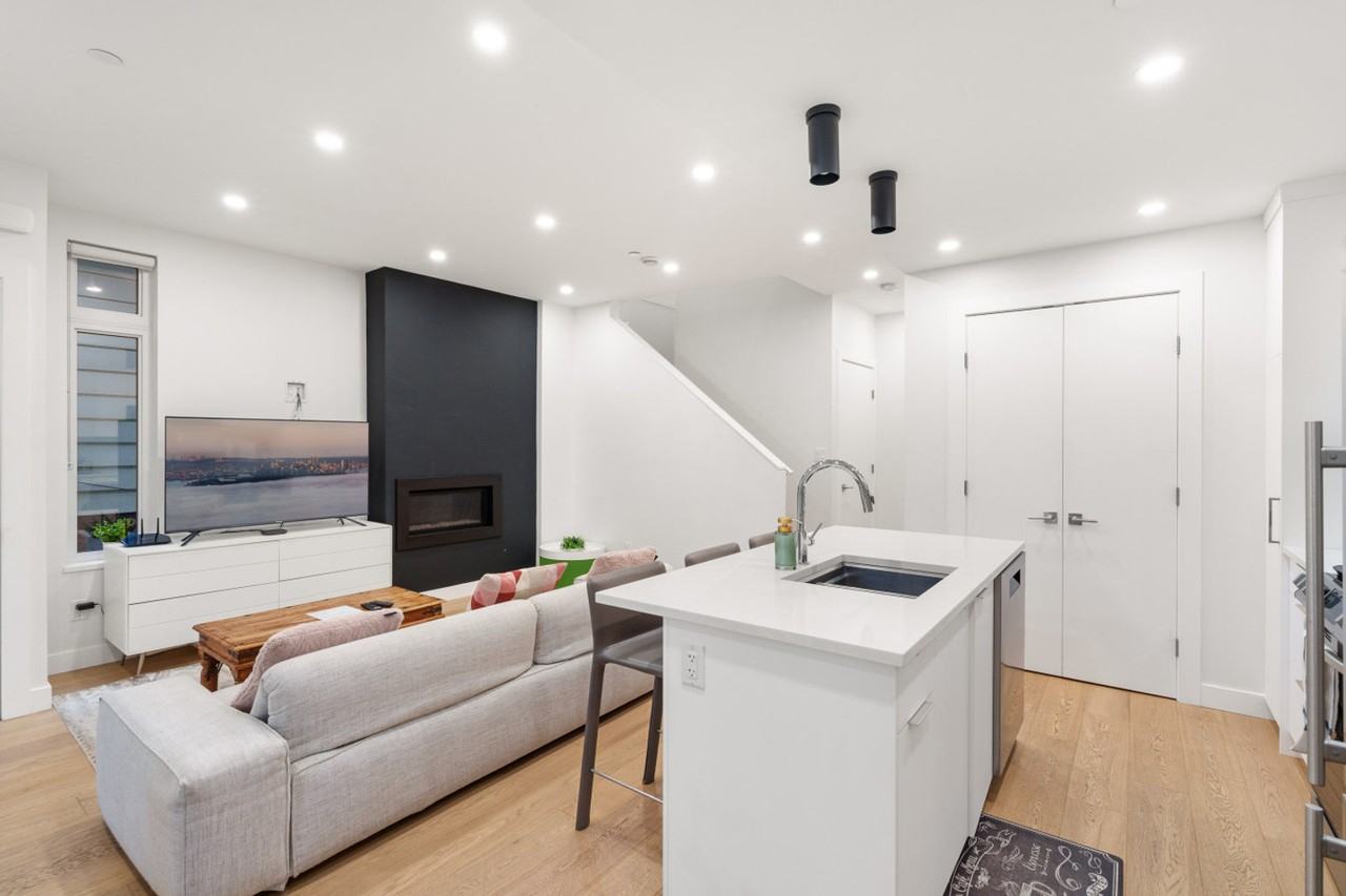 2727 West 14th Ave #1296227P - Photo 7 of 30