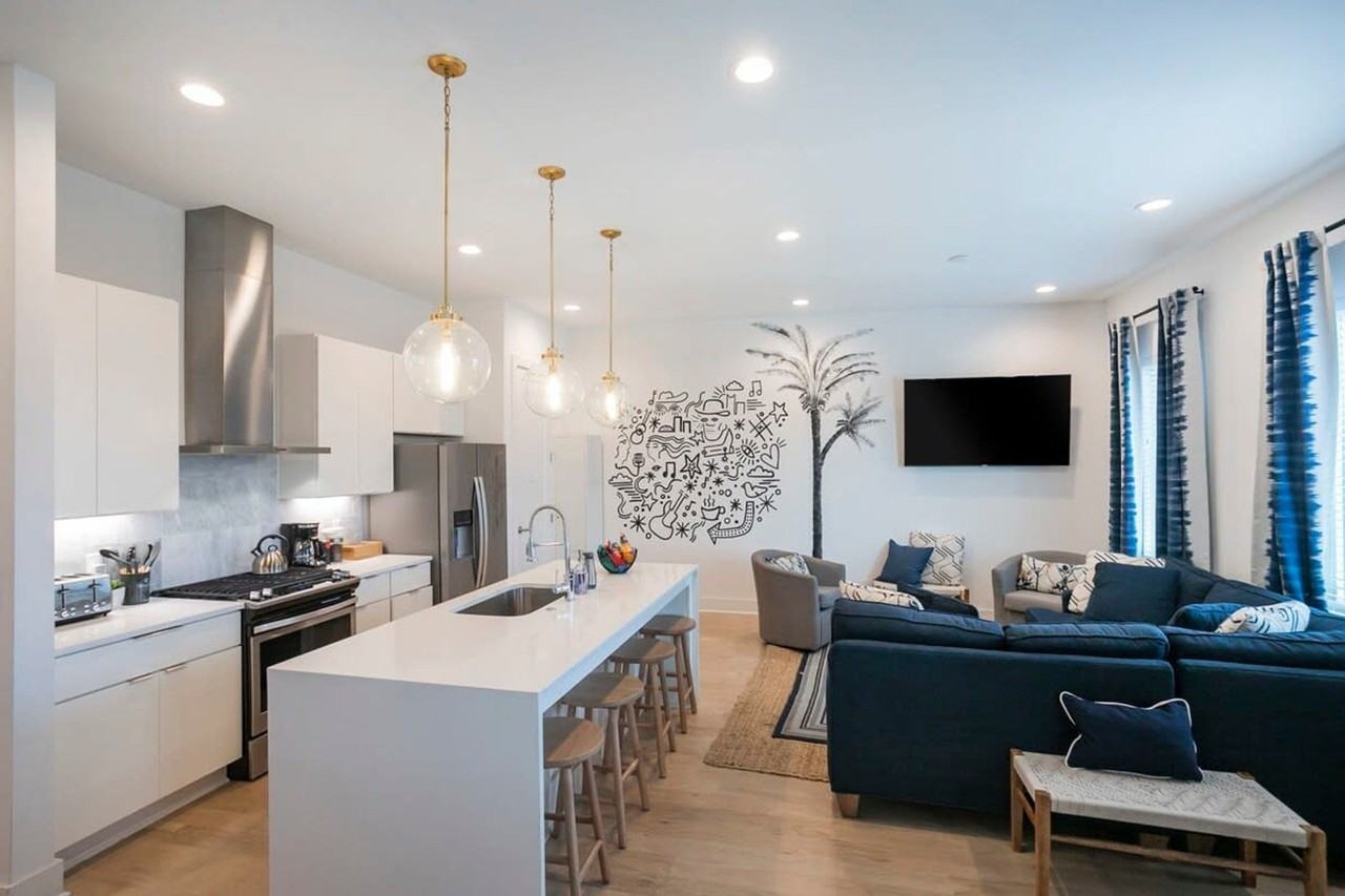 1035 Scovel St #1312348P - Photo 2 of 34