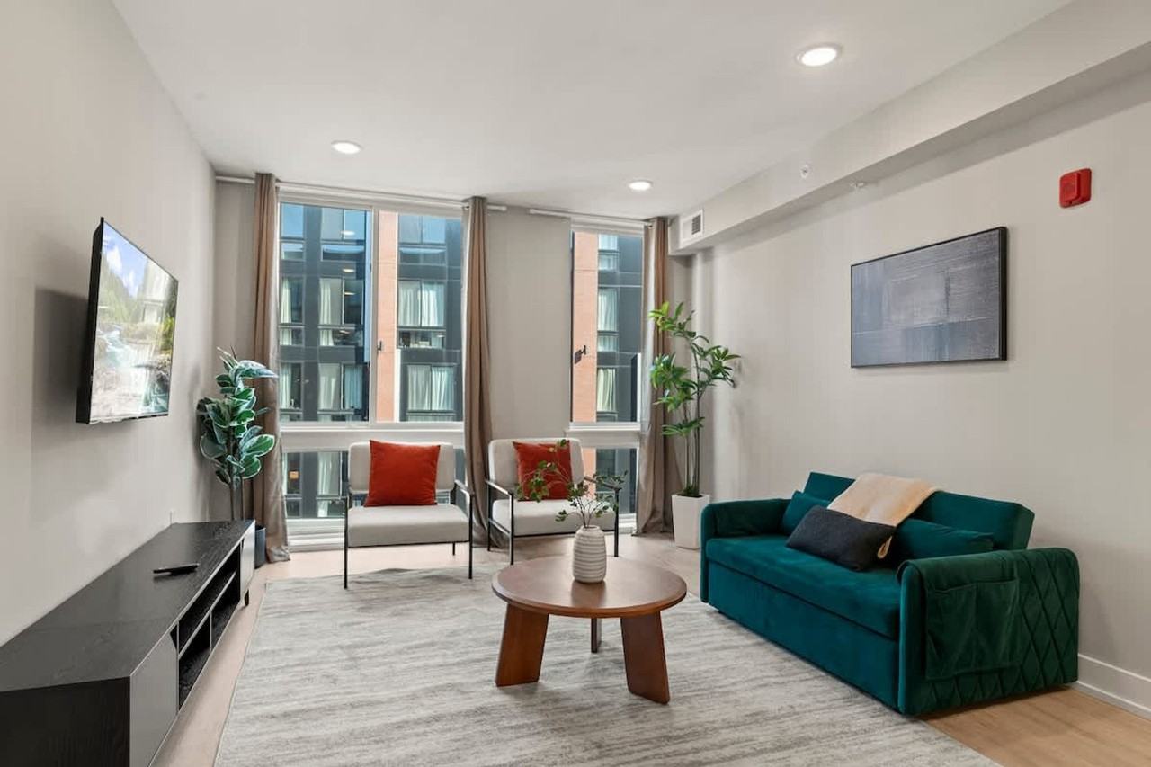 901 Canal Street #1316457P - Photo 2 of 15