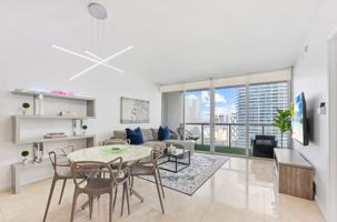 featured image of 495 Brickell Ave