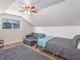 featured image of 1427 E Hays St