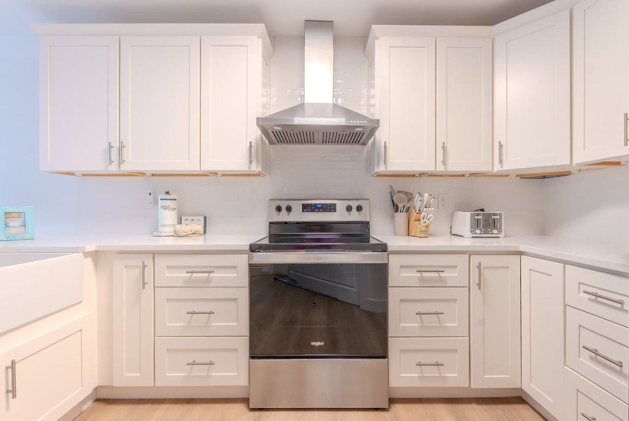 10 Lemoyne Ave #1322533P - Photo 5 of 26