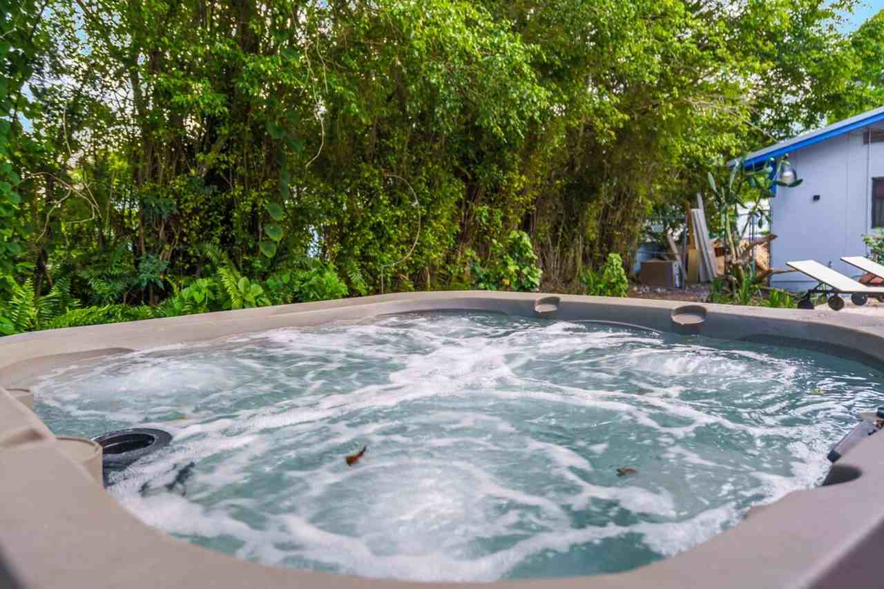 3225 Sw 58th Ave #1324007P - Photo 4 of 32