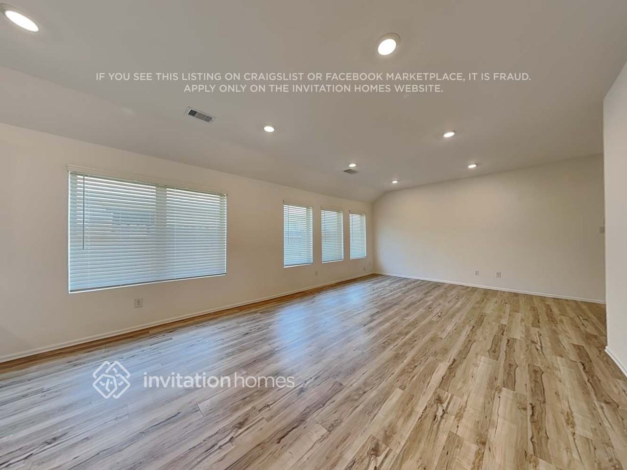 22711 Bolanzo Lane - Photo 4 of 17