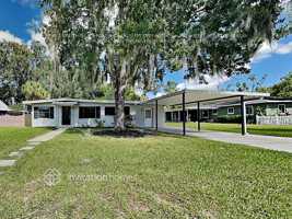 featured image of 1821 Carrigan Ave