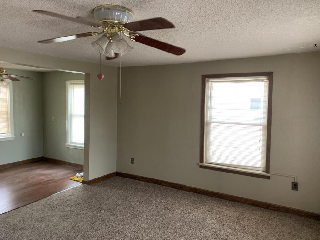 1909 East Randolph Avenue - Photo 2 of 17