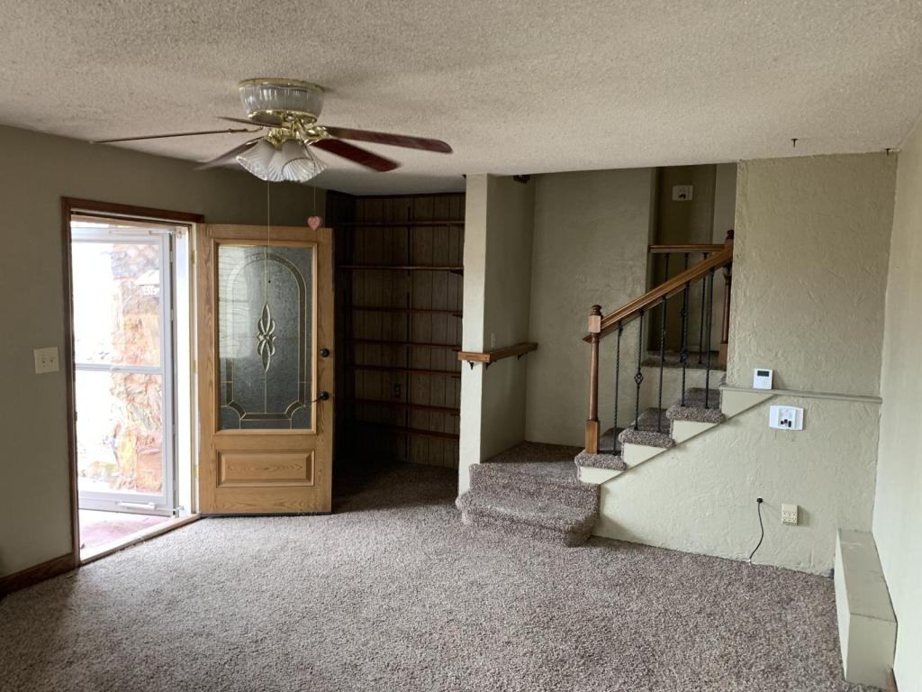 1909 East Randolph Avenue - Photo 3 of 17