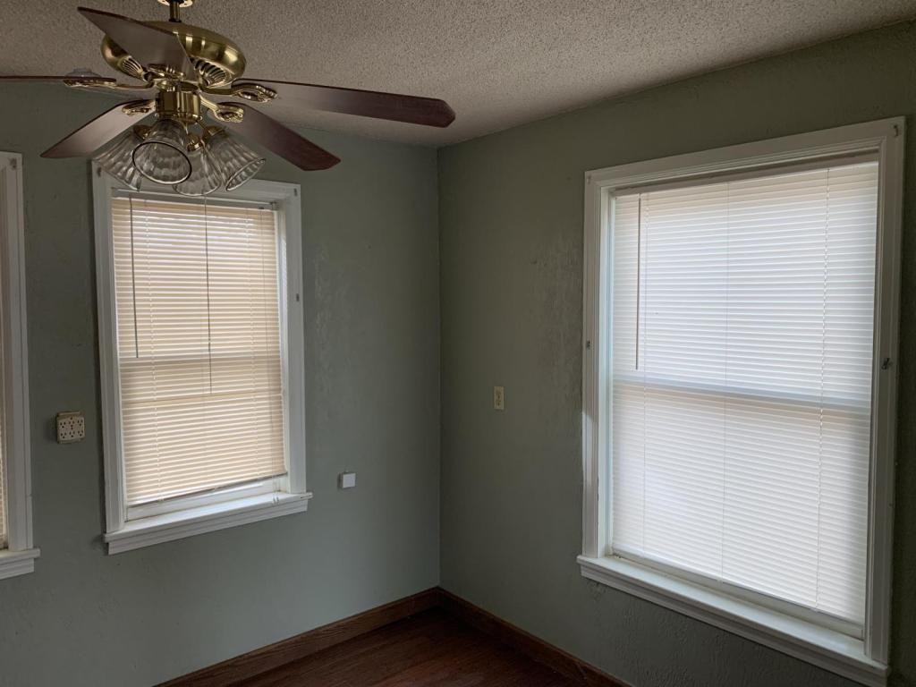 1909 East Randolph Avenue - Photo 5 of 17