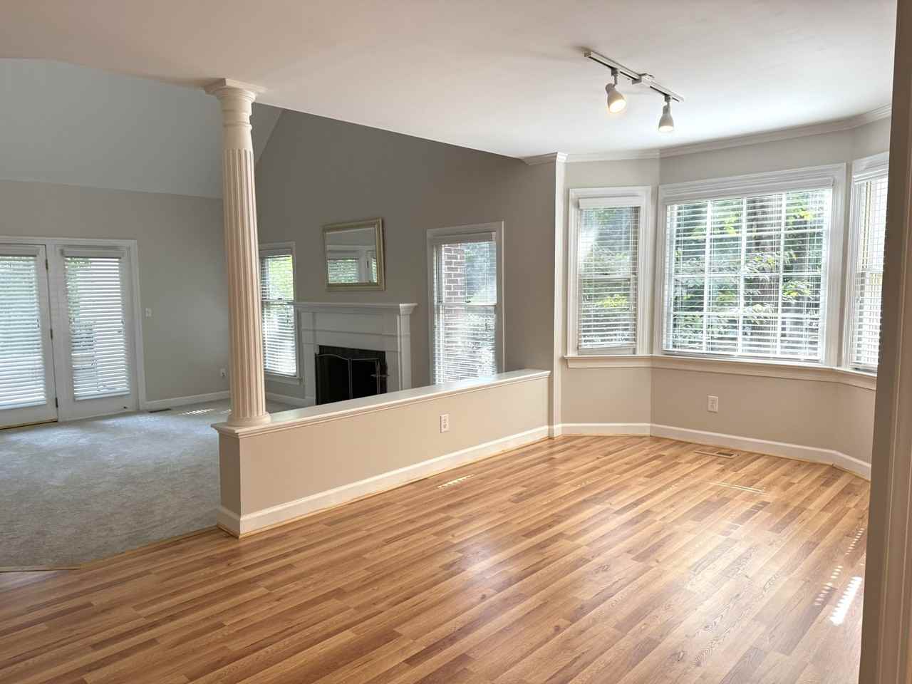 102 Long Shadow Lane - Photo 3 of 30