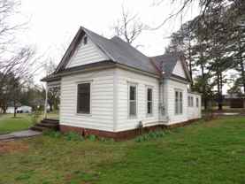 505 Avenuenortheast - Photo 1 of 1