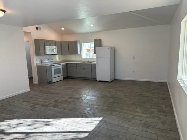 2128 East Monterey Vista #2128 - Photo 2 of 19