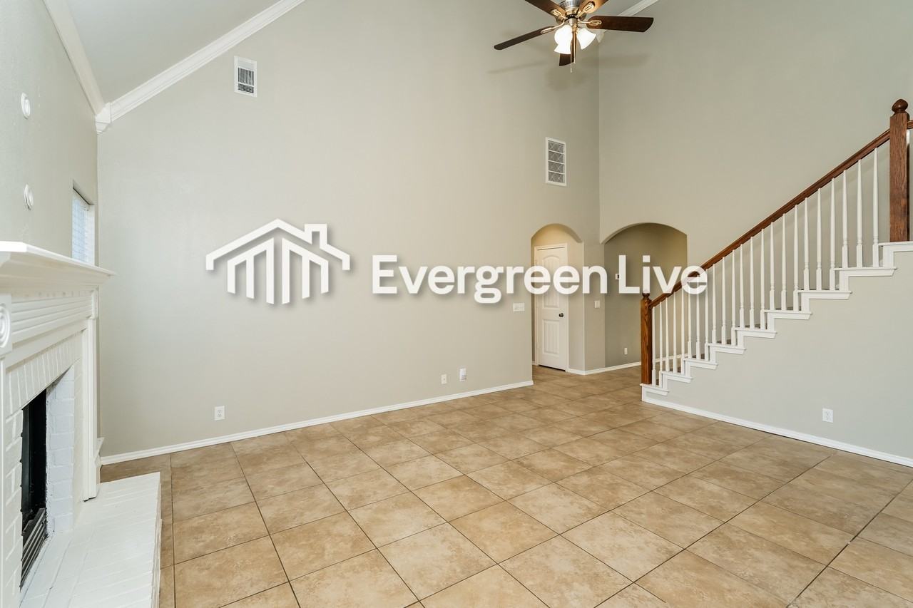 1212 E Canton St - Photo 5 of 21