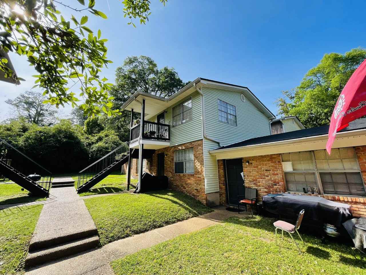 814 Arkansas Street - Photo 2 of 10