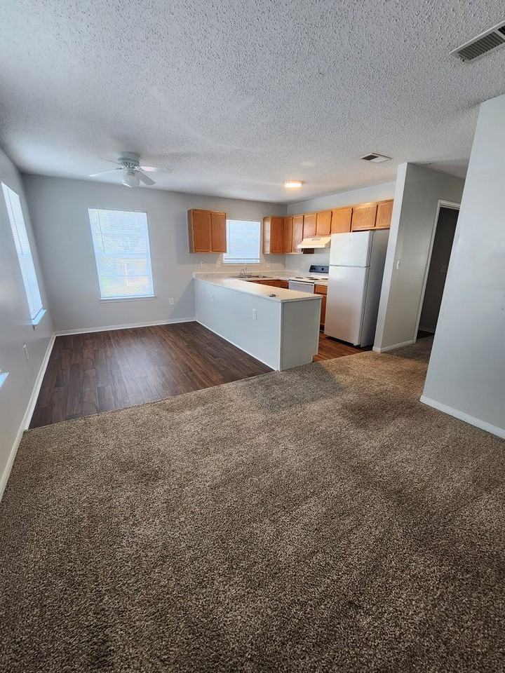 Decatur Place - Photo 2 of 7