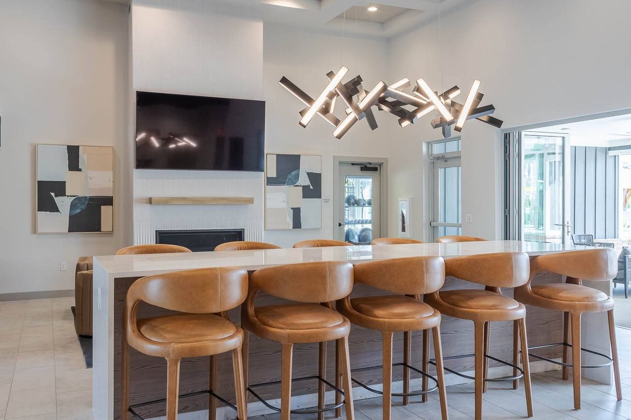 Viridian Apartments - Photo 6 of 32