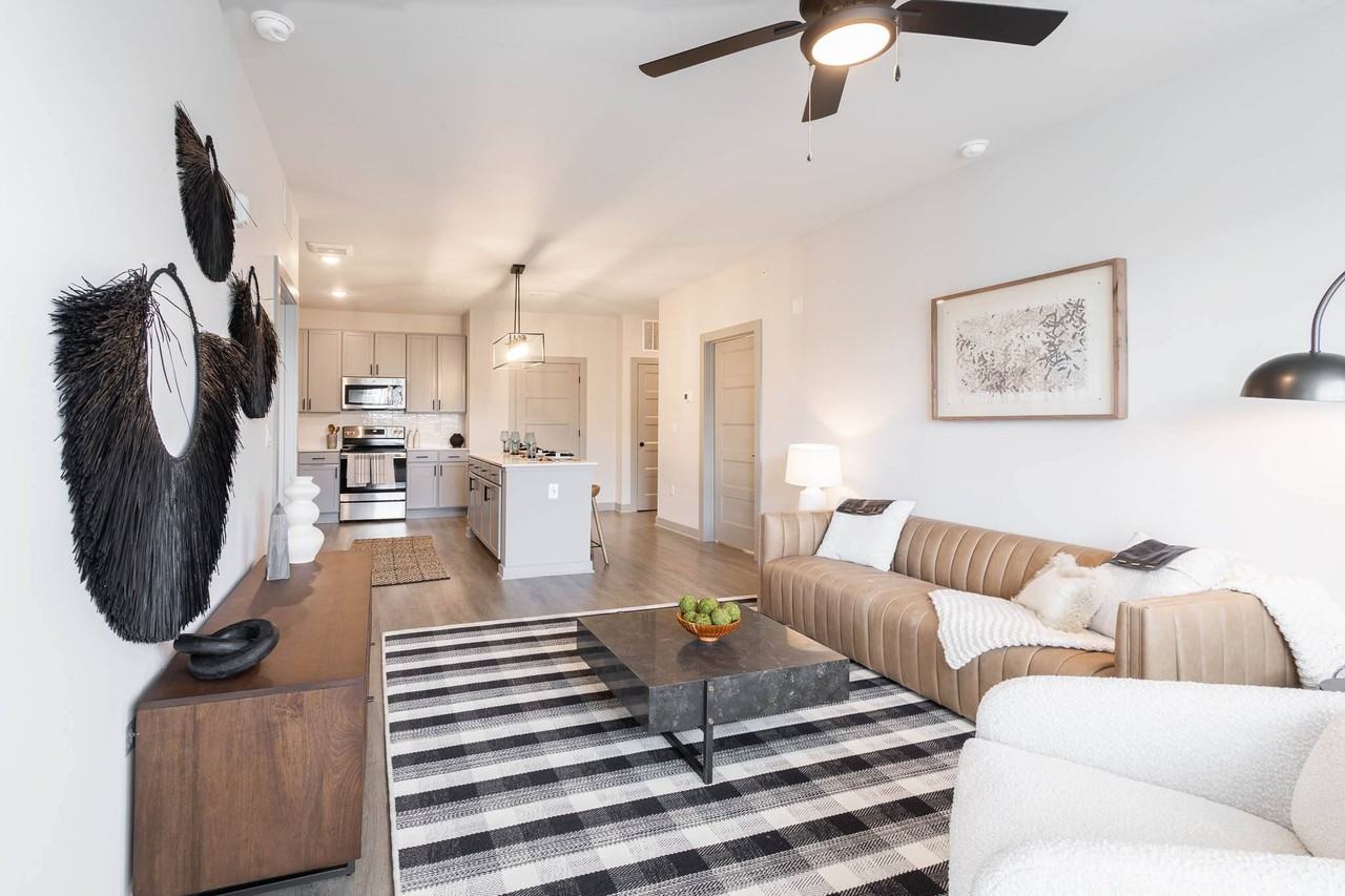 Viridian Apartments - Photo 2 of 32