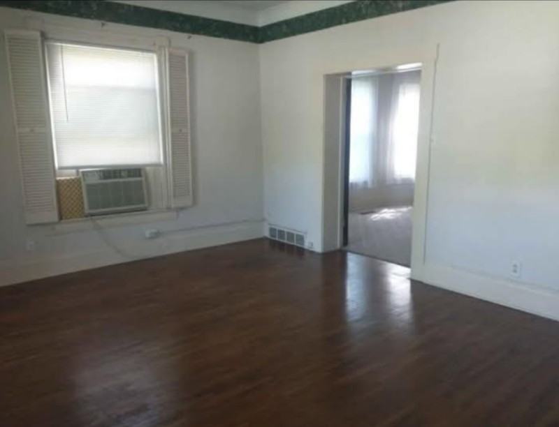 1245 Sw Clay St #1 - Photo 2 of 10