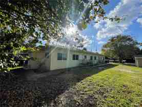 8321 Ne Miami Ct #2 - Photo 1 of 1