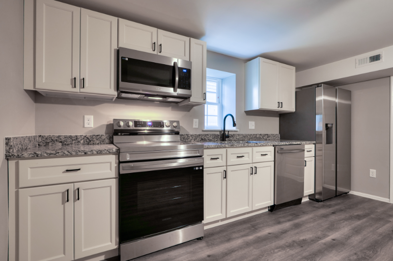 6722 Brentwood Ave #B - Photo 2 of 20