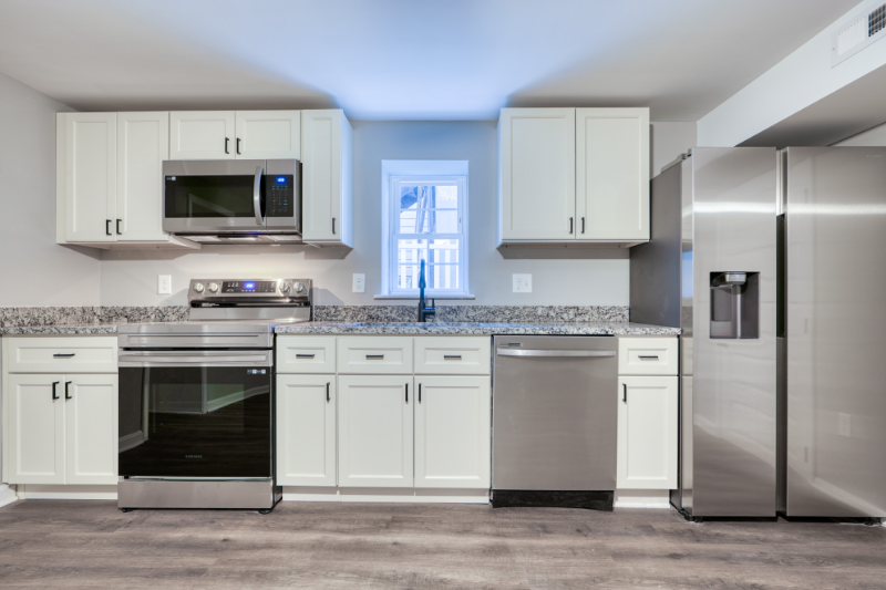 6722 Brentwood Ave #B - Photo 3 of 20