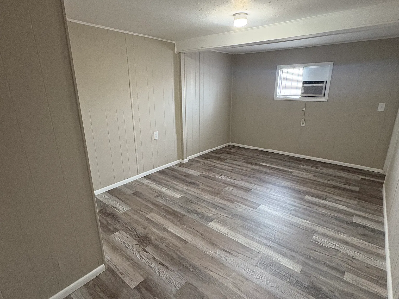 1089 West Schafer Drive #4 - Photo 4 of 7