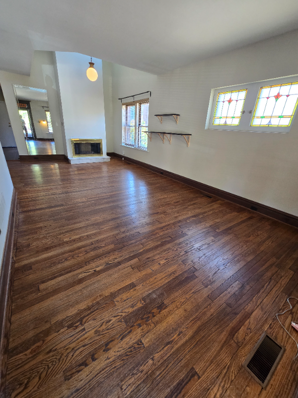 3226 Geyer Ave - Photo 2 of 17