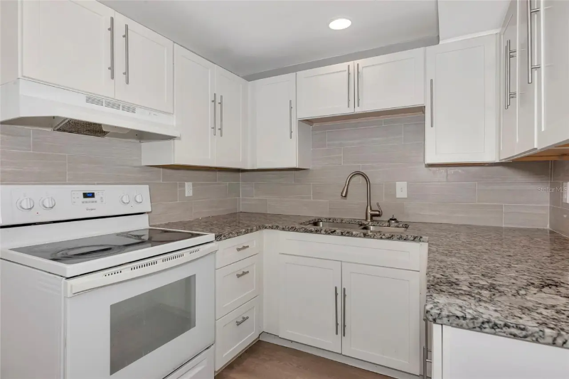 405 Barlow Ave #61 - Photo 2 of 14