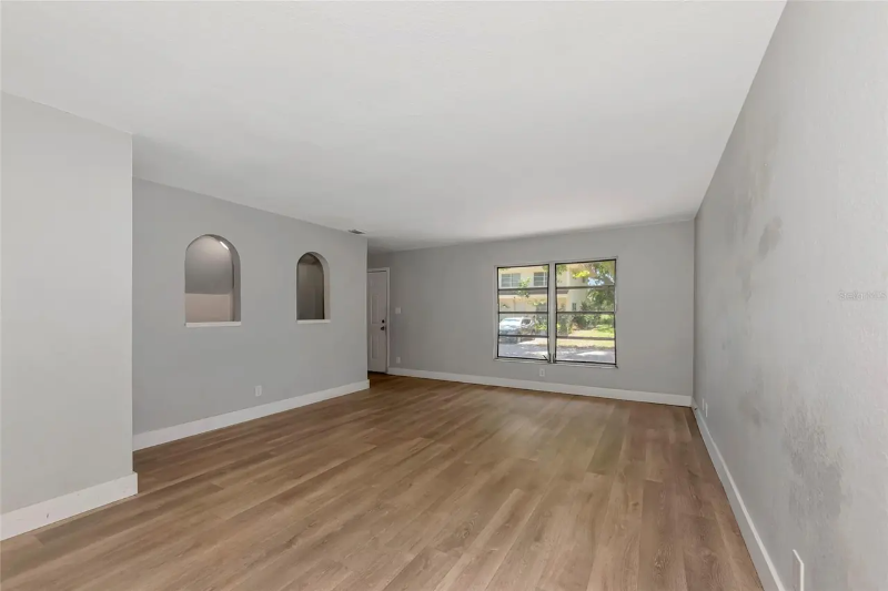 405 Barlow Ave #61 - Photo 4 of 14