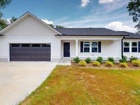 204 Grand Oaks Dr - Photo 1 of 1