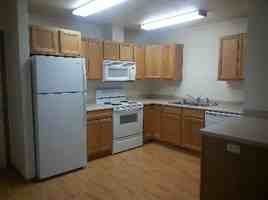 featured image of 33 Appleway Dr