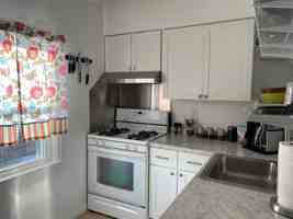 featured image of 52 18th St