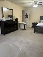 featured image of 933 N Winnifred St